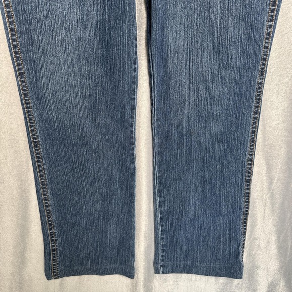 Gloria Vanderbilt Jeans Womens 10 Blue Wash Straight Leg Mid Rise Flap Pockets - Picture 2 of 10